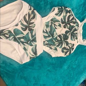 ROMWE tropical one piece with cut outs